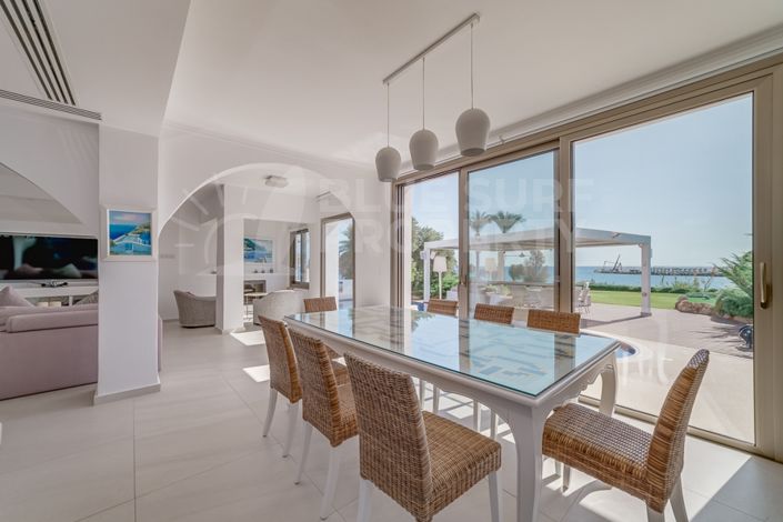 Image No.8-Villa de 5 chambres à vendre à Ayia Triada