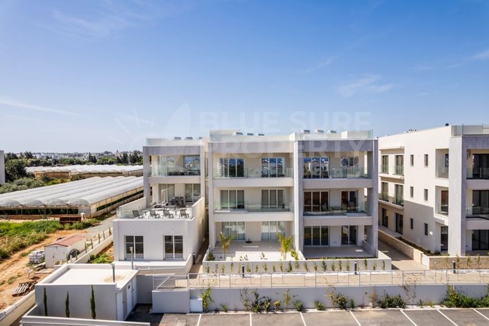 Image No.24-2 Bed Apartment for sale