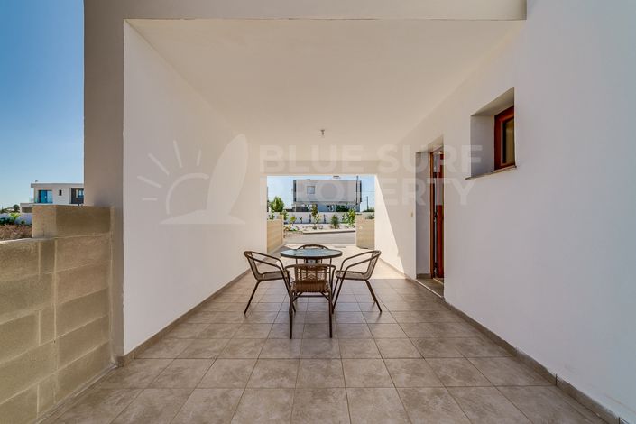 Image No.30-Villa de 4 chambres à vendre à Frenaros