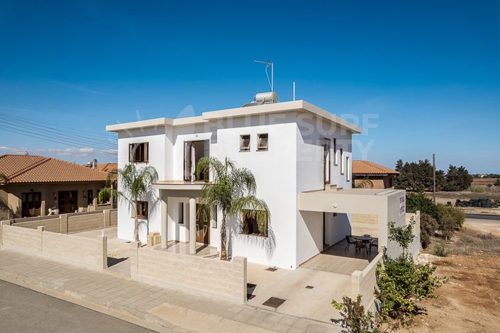 Image No.34-Villa de 4 chambres à vendre à Frenaros