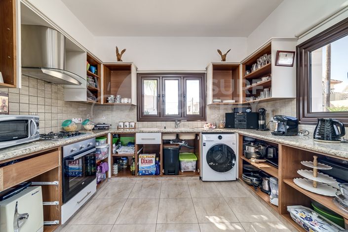 Image No.9-Villa de 4 chambres à vendre à Frenaros