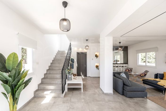 Image No.5-Villa de 4 chambres à vendre à Ayia Napa