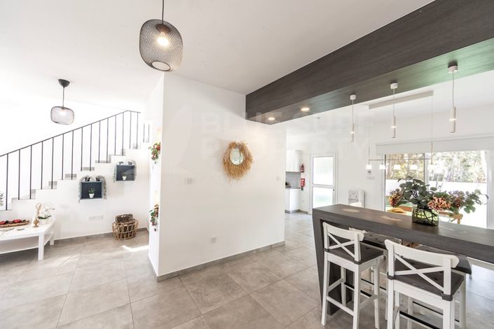 Image No.8-Villa de 4 chambres à vendre à Ayia Napa