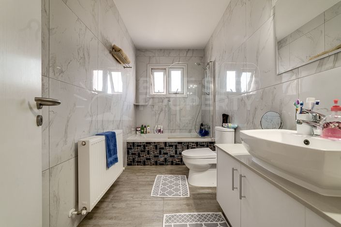 Image No.18-Villa de 3 chambres à vendre à Deryneia