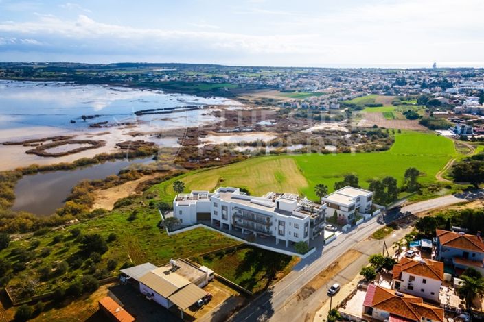 Image No.19-2 Bed Apartment for sale