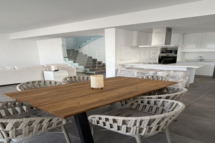 Image No.7-Villa de 4 chambres à vendre à Protaras