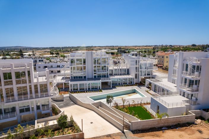 Image No.20-2 Bed Apartment for sale