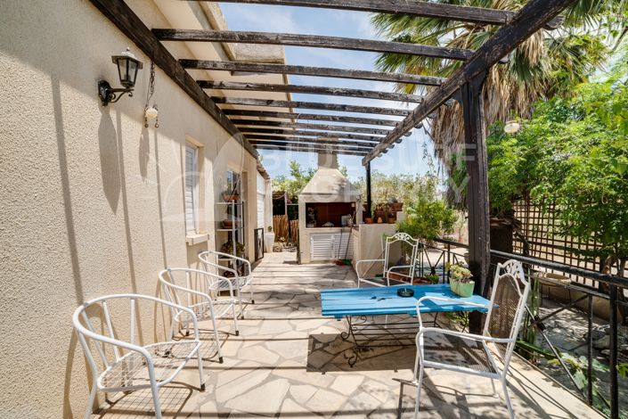 Image No.24-Bungalow de 4 chambres à vendre à Deryneia