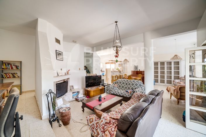 Image No.4-Bungalow de 4 chambres à vendre à Deryneia