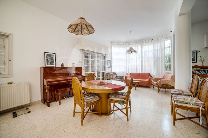 Image No.8-Bungalow de 4 chambres à vendre à Deryneia