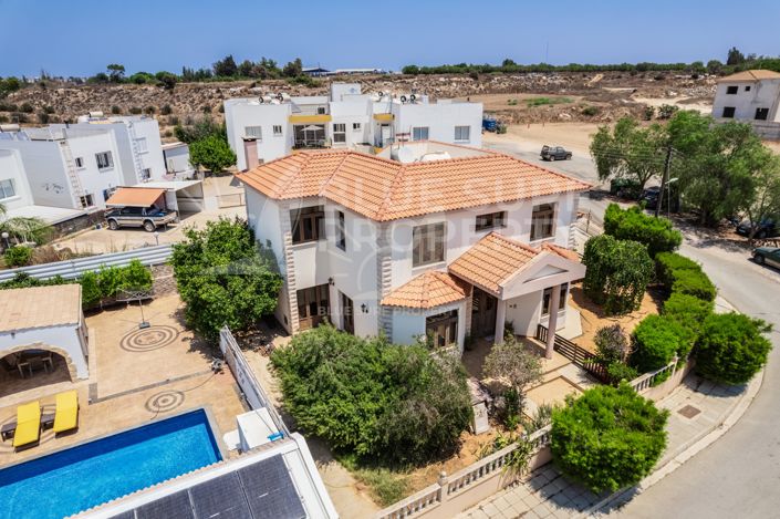 Image No.27-4 Bed Villa for sale