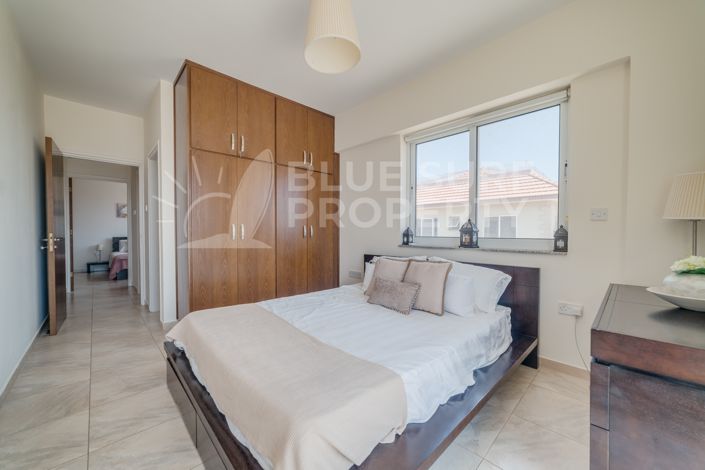 Image No.12-2 Bed Apartment for sale