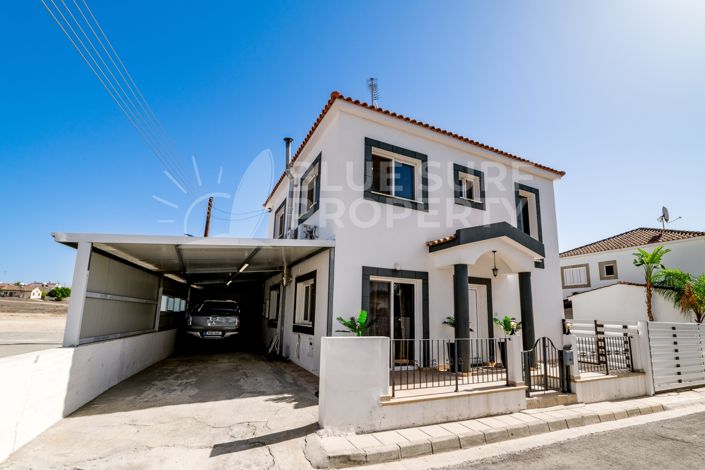 Image No.26-3 Bed Villa for sale