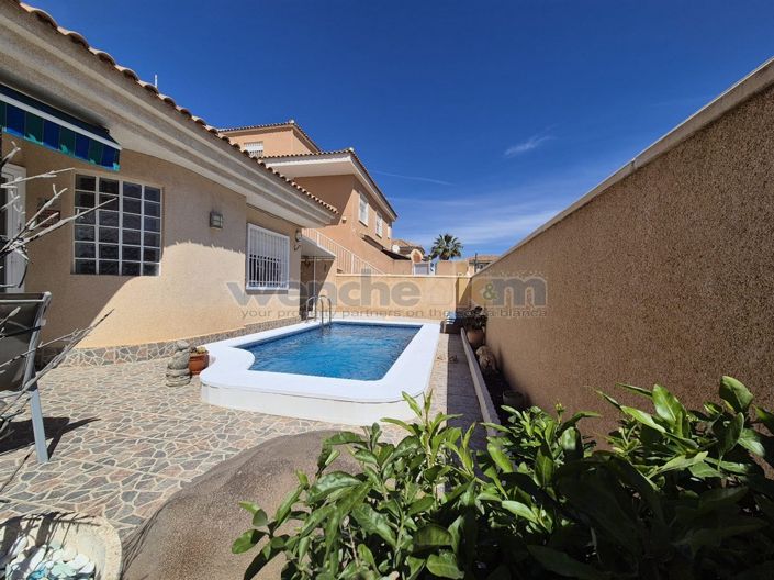 Image No.12-Villa de 2 chambres à vendre à Torrevieja