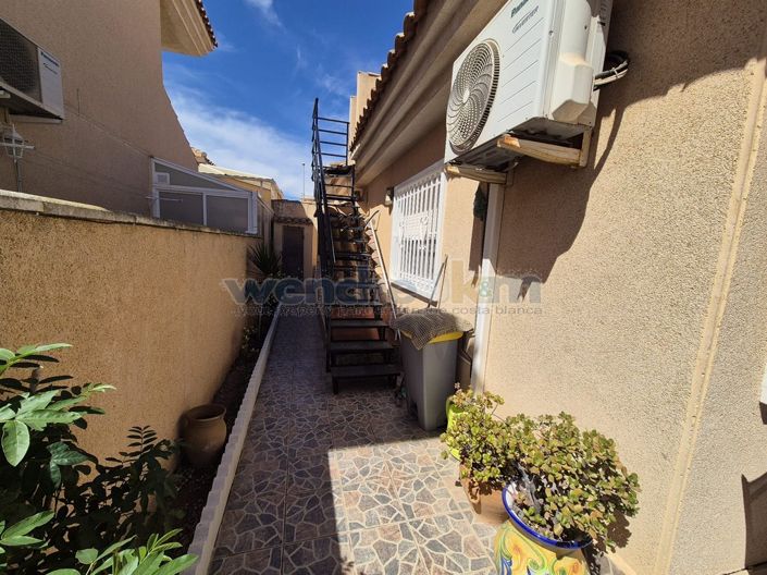 Image No.14-Villa de 2 chambres à vendre à Torrevieja