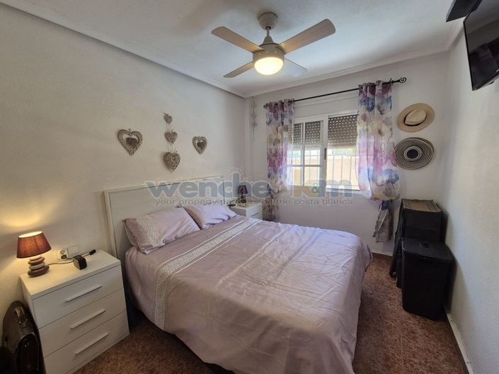 Image No.34-Villa de 2 chambres à vendre à Torrevieja