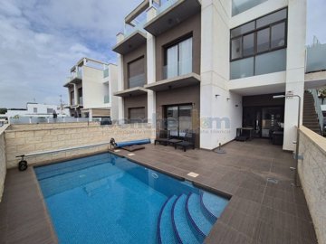 o1iova3a6919um3s0g9a18rlfm02h