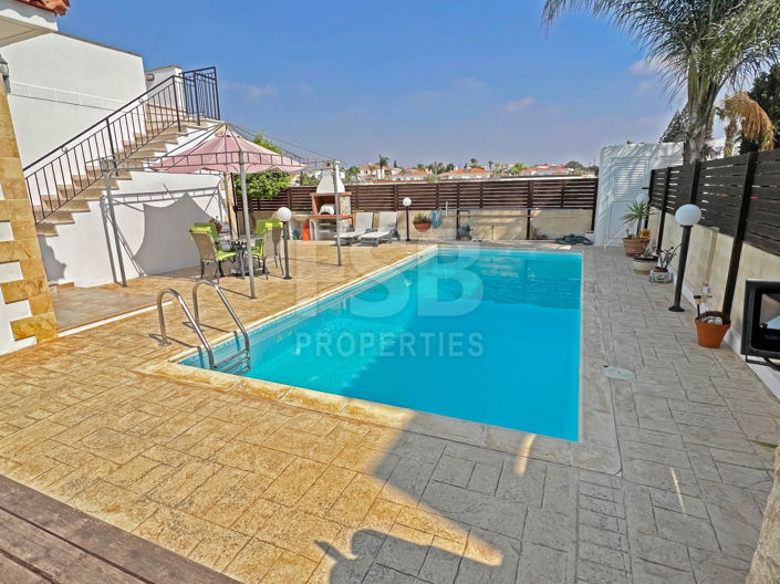 Image No.20-3 Bed Bungalow for sale