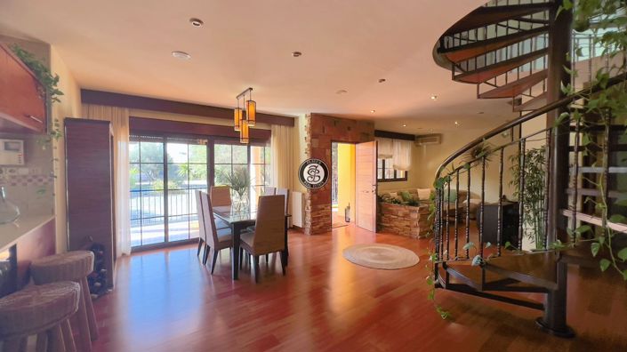 Image No.5-5 Bed Country House for sale