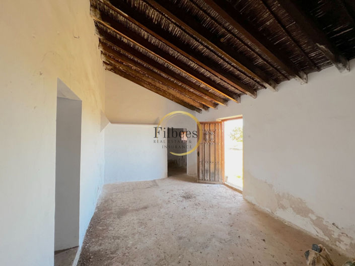 Image No.12-2 Bed Country House for sale