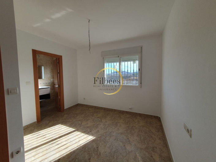 Image No.16-5 Bed Country House for sale