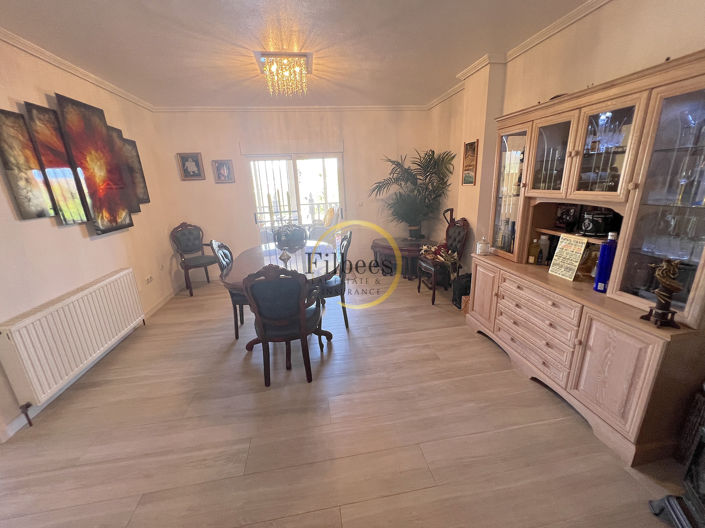 Image No.5-4 Bed Villa for sale