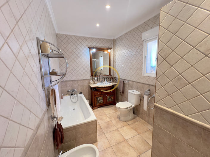 Image No.12-Maison de campagne de 5 chambres à vendre à Leiva