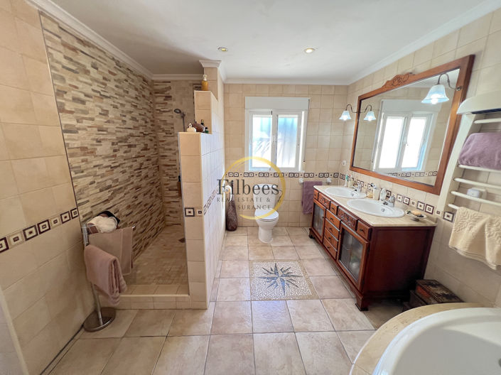 Image No.16-Maison de campagne de 5 chambres à vendre à Leiva