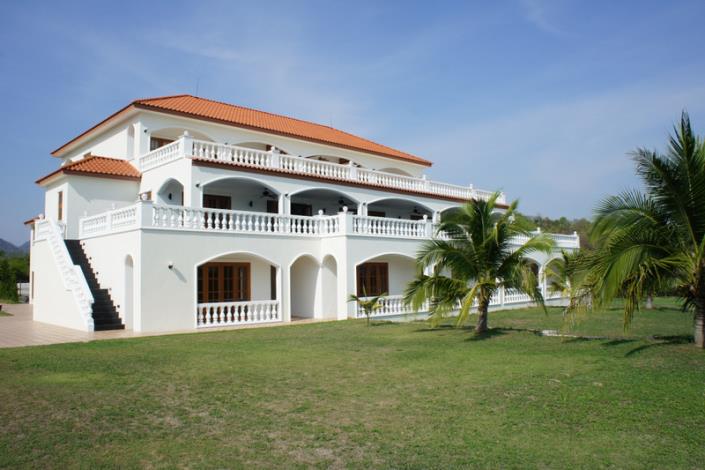 Image No.11-10 Bed House/Villa for sale