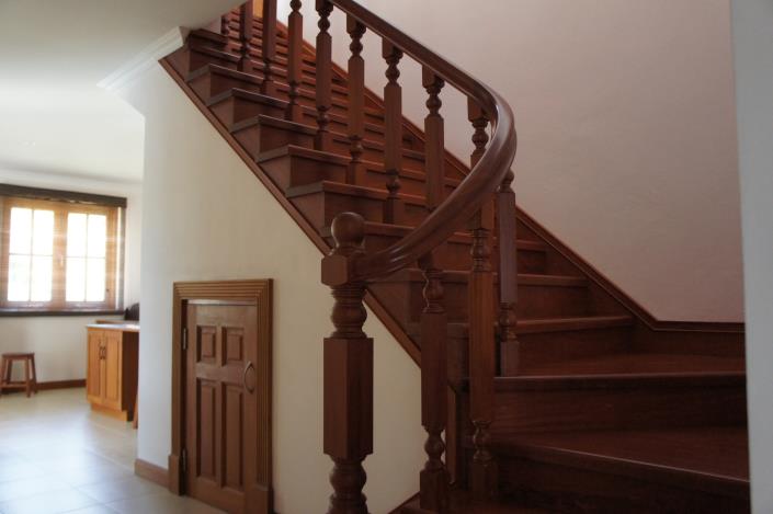 Image No.20-10 Bed House/Villa for sale