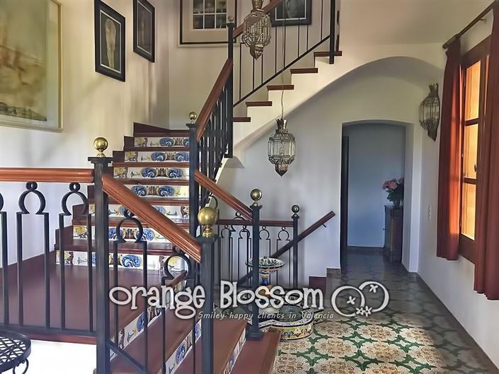 Image No.16-7 Bed Villa for sale