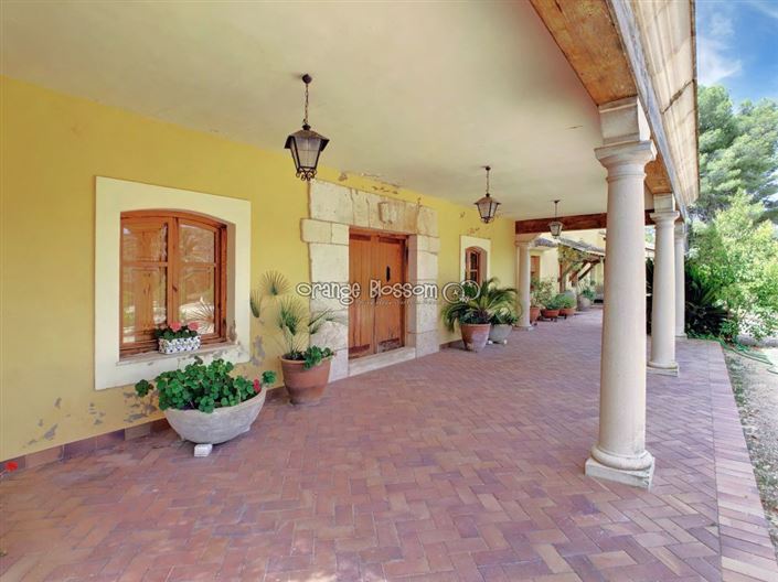 Image No.18-8 Bed Villa for sale