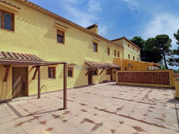 Image No.22-8 Bed Villa for sale