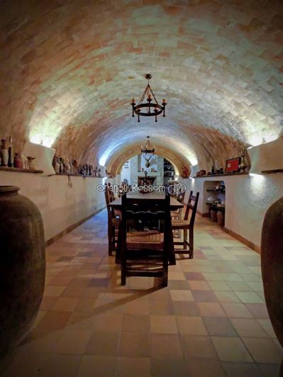 Image No.32-8 Bed Villa for sale