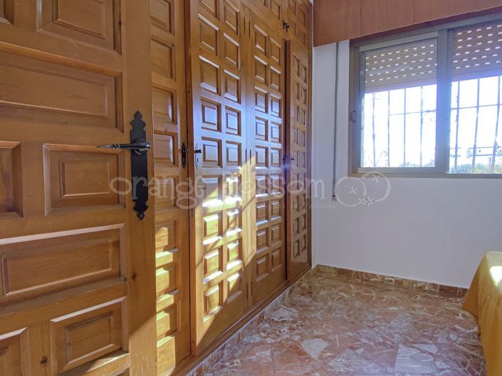 Image No.26-9 Bed Chalet for sale