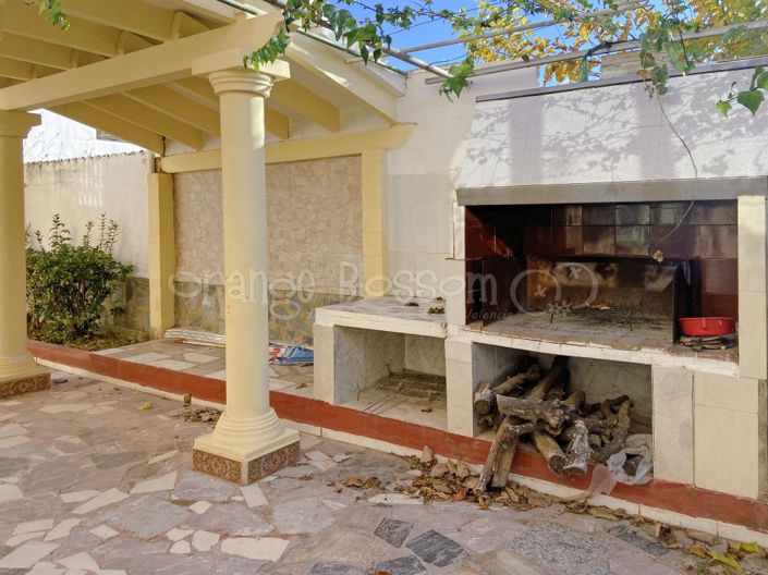 Image No.41-9 Bed Chalet for sale