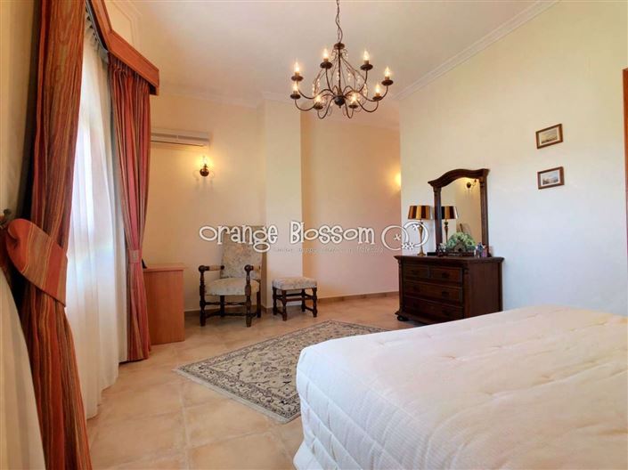 Image No.31-3 Bed Villa for sale