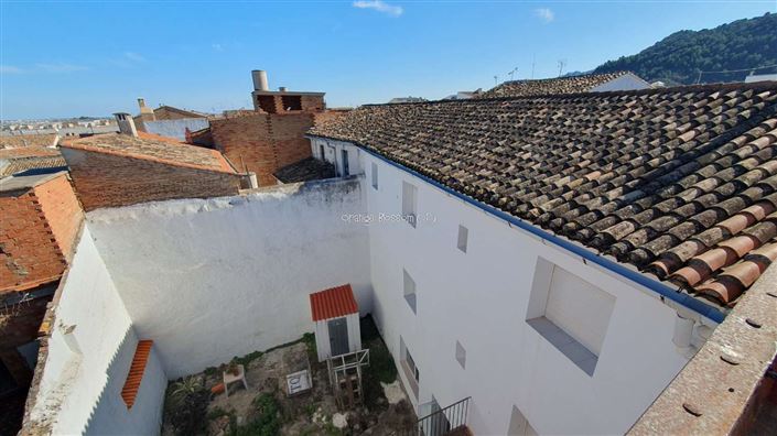 Image No.31-14 Bed Townhouse for sale