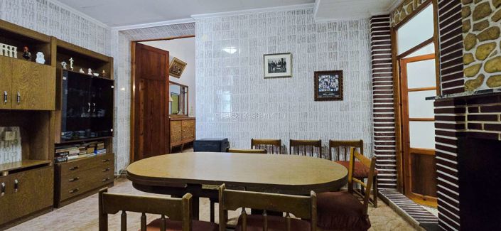 Image No.21-4 Bed Townhouse for sale