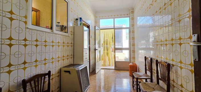 Image No.25-4 Bed Townhouse for sale