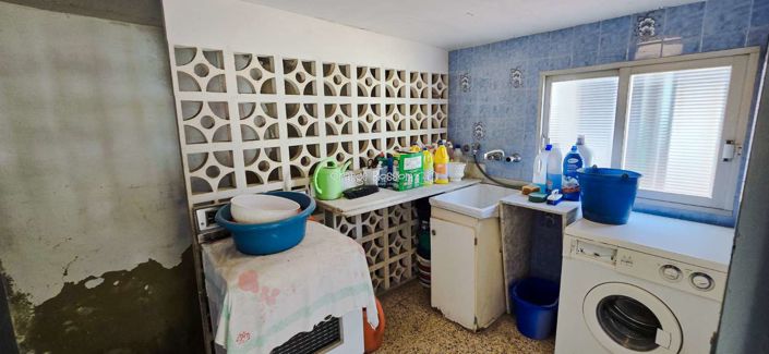 Image No.35-4 Bed Townhouse for sale