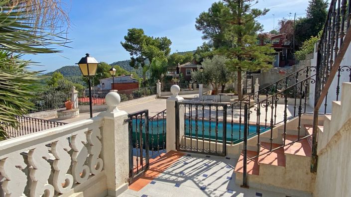 Image No.18-3 Bed Villa for sale