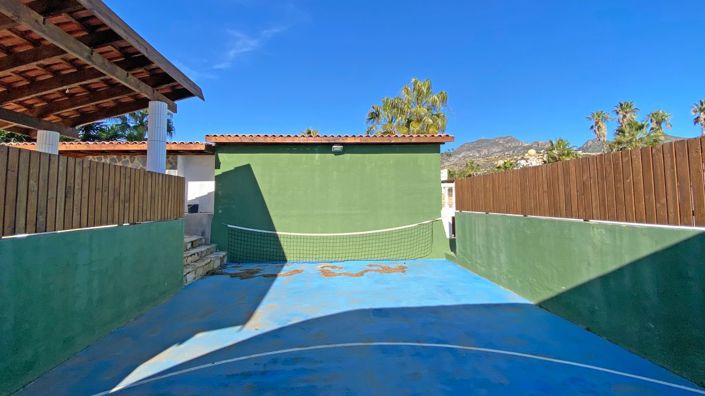 Image No.15-7 Bed Chalet for sale