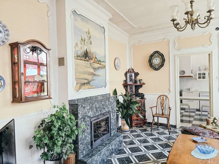 Image No.34-6 Bed Townhouse for sale