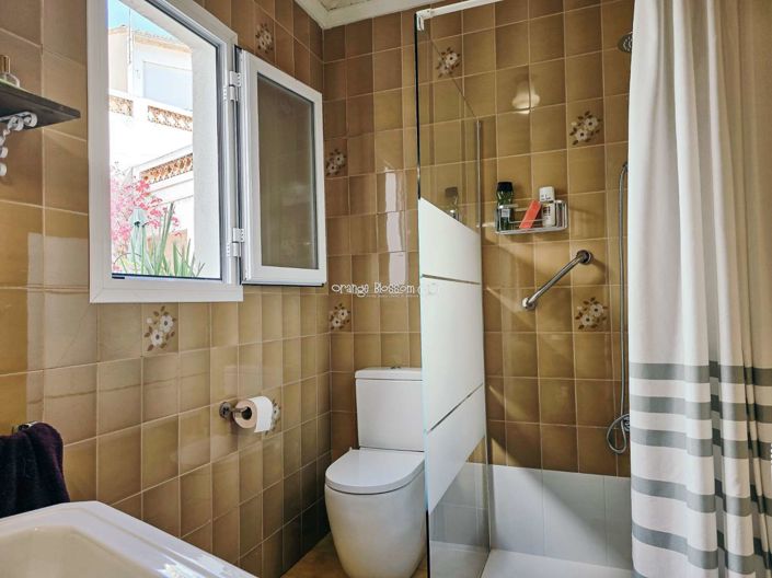 Image No.48-6 Bed Townhouse for sale