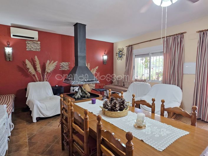 Image No.21-3 Bed Villa for sale