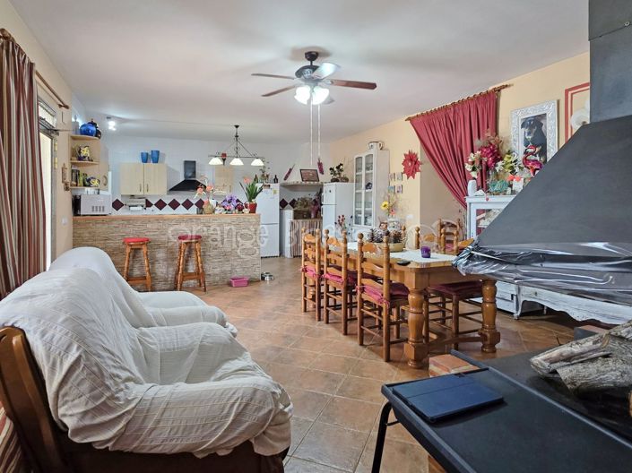 Image No.26-3 Bed Villa for sale