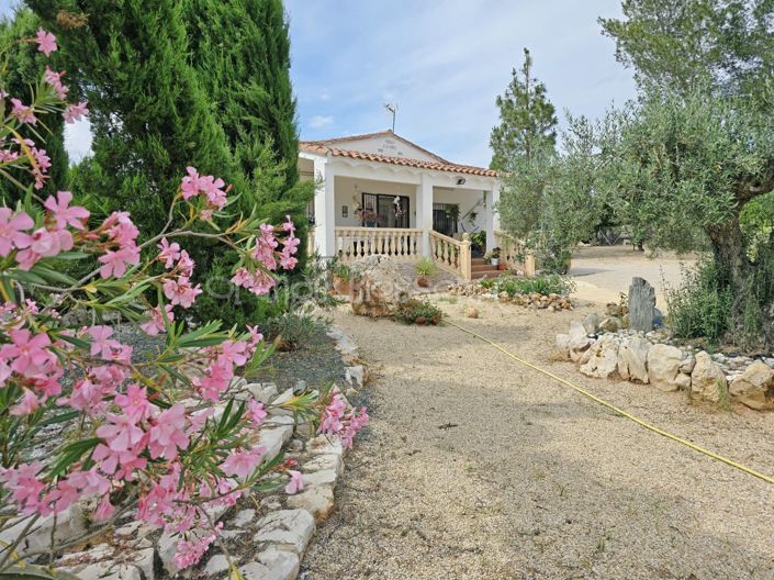 Image No.10-3 Bed Villa for sale