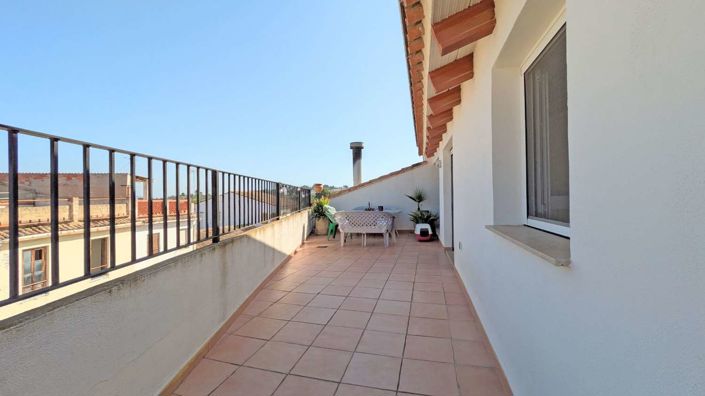 Image No.13-5 Bed Property for sale