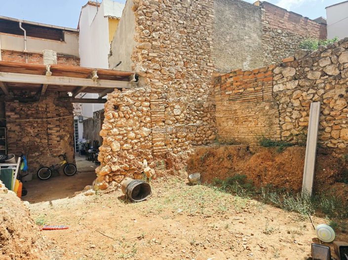 Image No.2-2 Bed Townhouse for sale